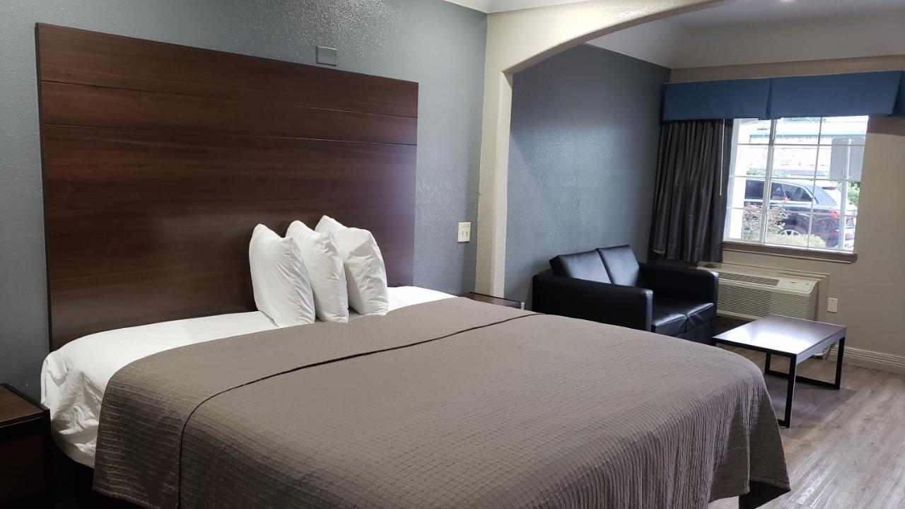 Palace Inn Addicks Екстер'єр фото