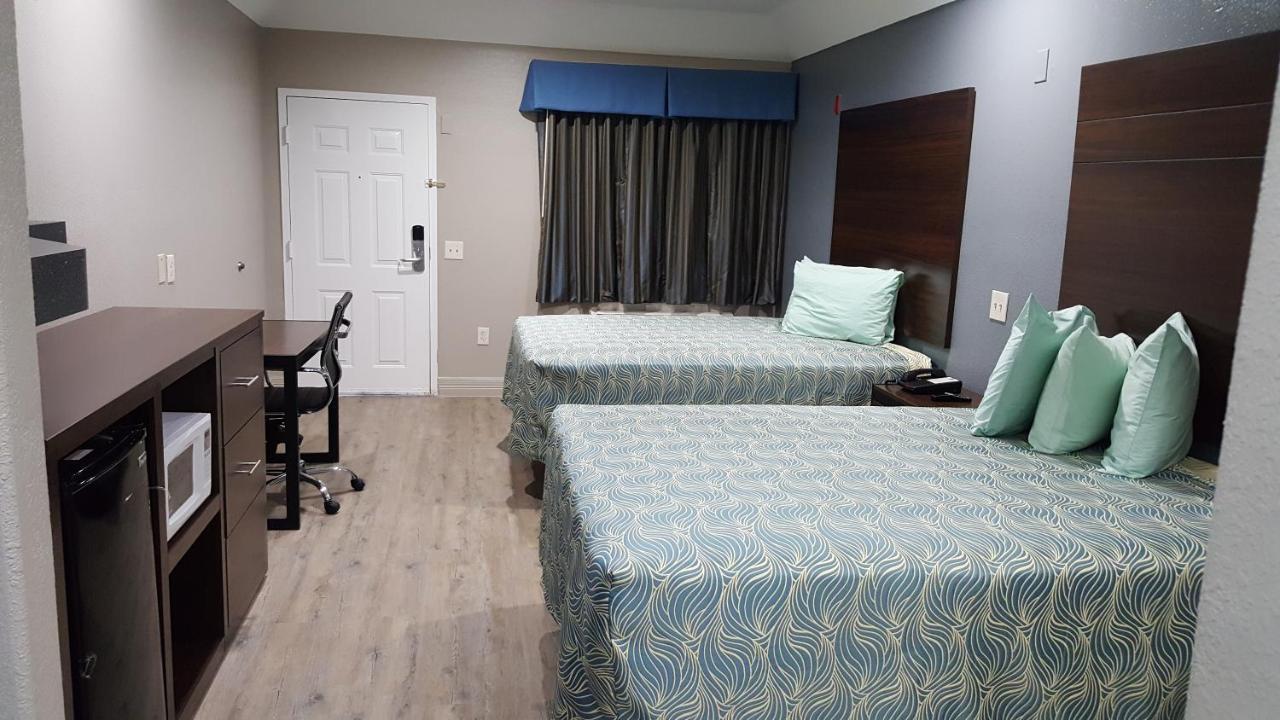Palace Inn Addicks Екстер'єр фото